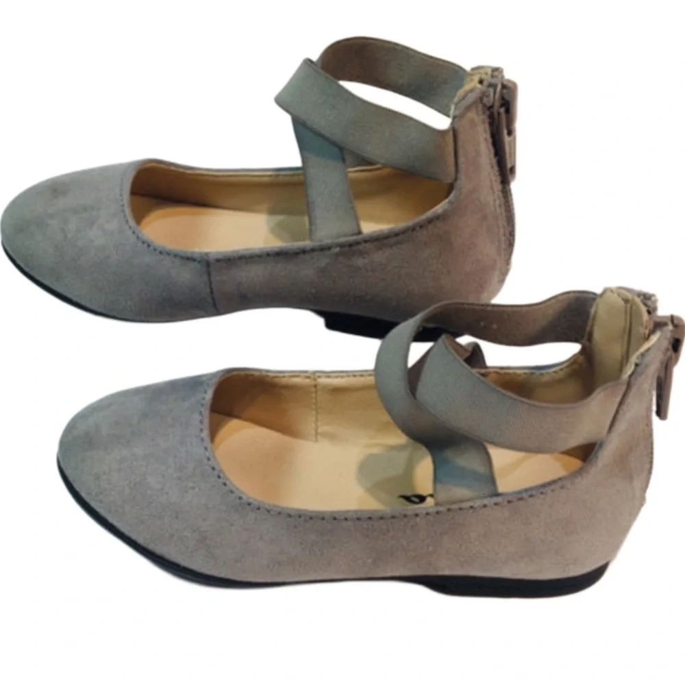 Nina Marissa Gray Faux Suede Cris Cross Ballet Flats Girls Size 6 (Big Girl 4)